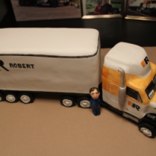 Robert Transport Cake